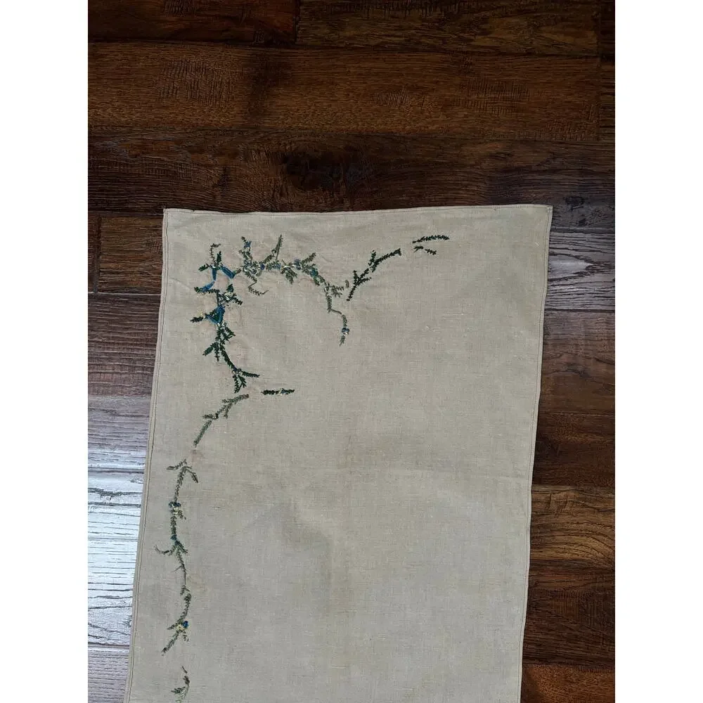 Vintage Rectangular Linen Table Runner Hand Embroidered Puffy Pink Rosebud Vine